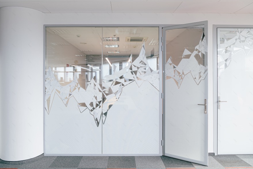 圣彼得堡银行数字部门现代办公空间设计-14