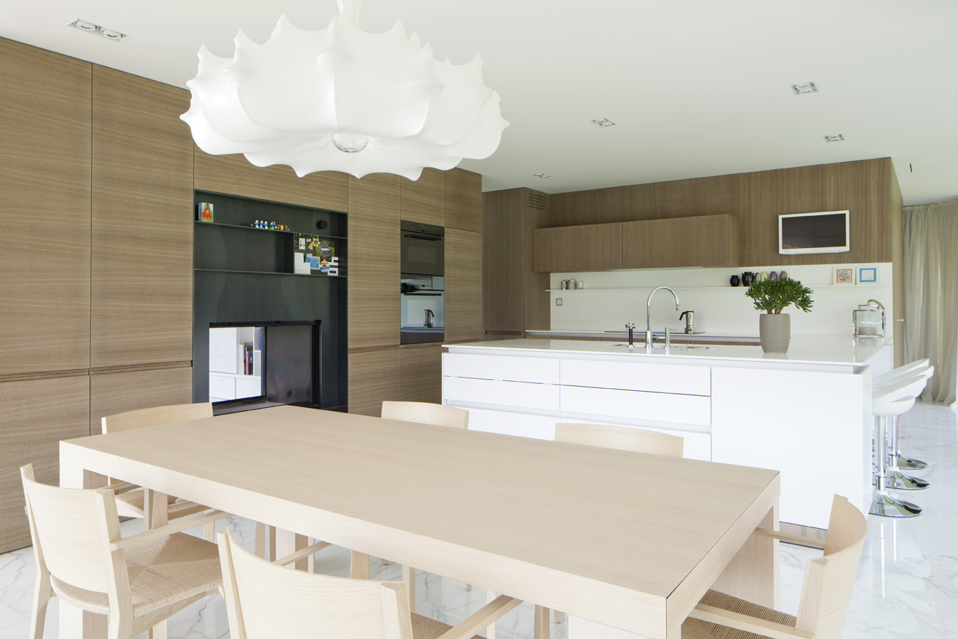 2011 年完工的家庭住宅 | 精致室内设计与定制家具-8