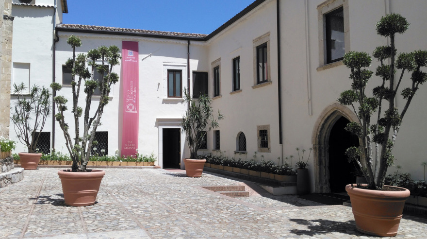 意大利“Museo Diocesano e del Code·”博物馆室内设计案例解析-1