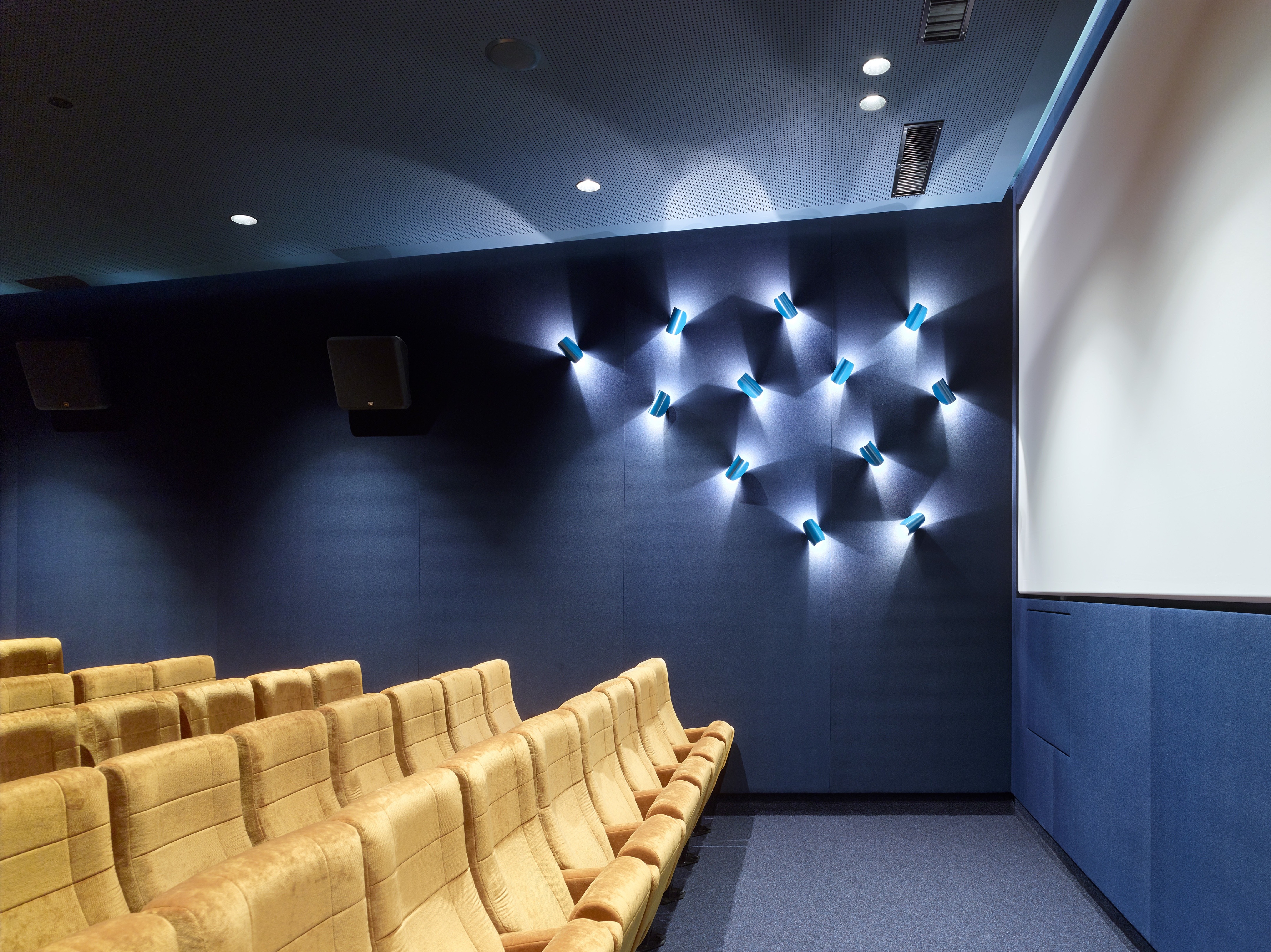 cinéma Le Cinelux | 电影之家的复古风华-0