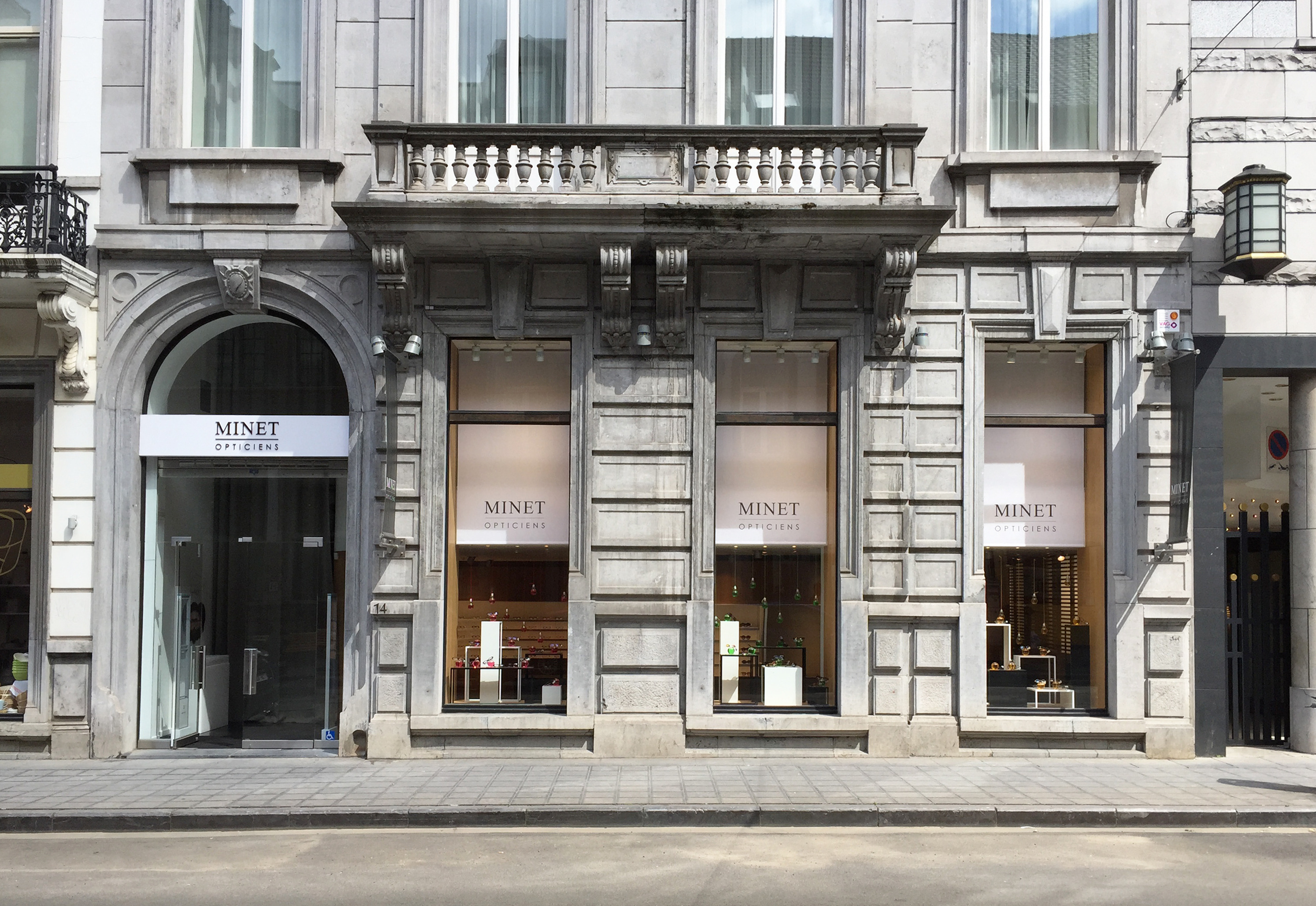 陈列室，商店-1