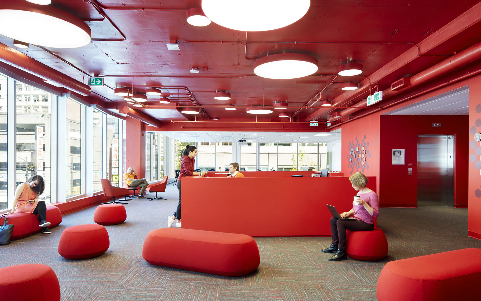 温哥华 Adler 大学校园,垂直学术广场的创新设计-0