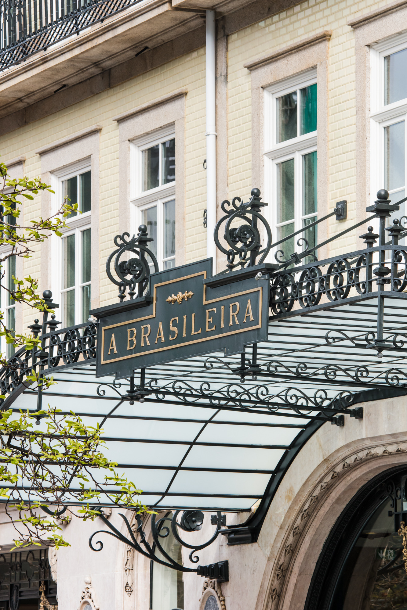 葡萄牙波尔图历史建筑“A Brasileira”酒店的修复与新生-27