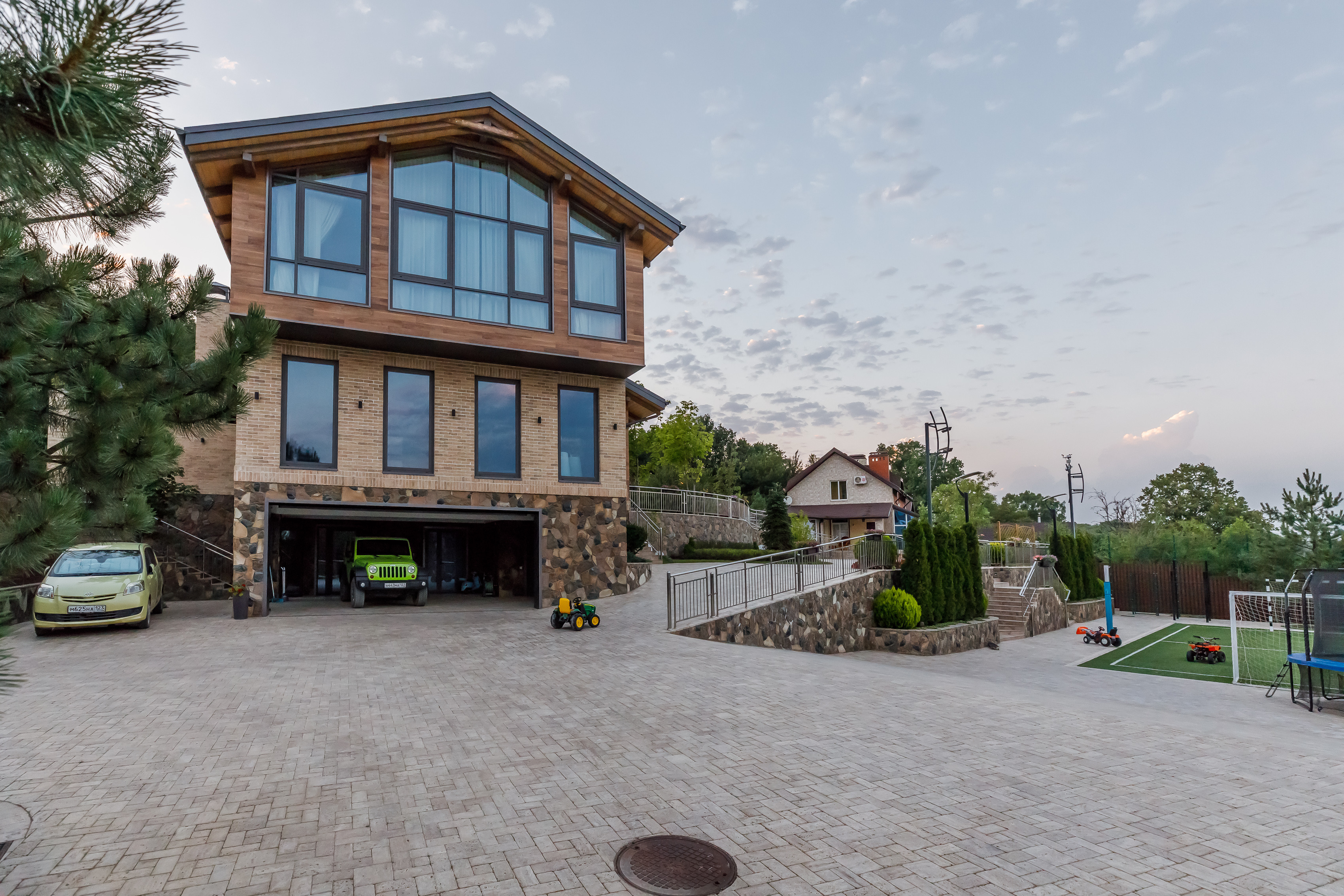 阿佐夫斯卡娅别墅设计-1