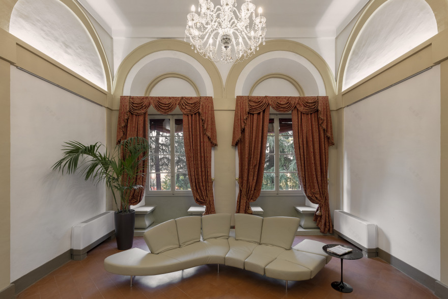 博洛尼亚 16 世纪别墅变身企业学院,历史与现代完美融合-5