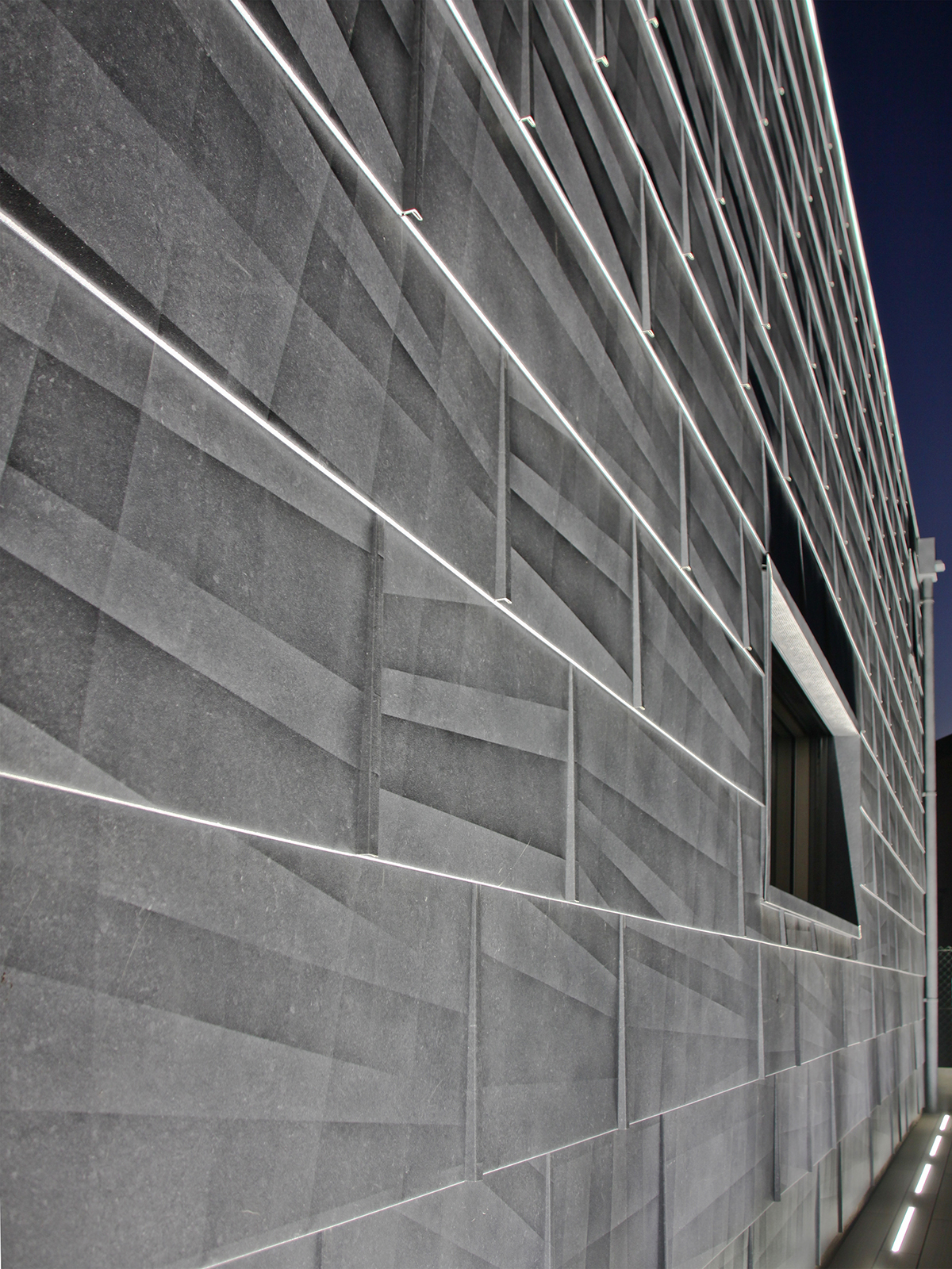 现代风格别墅设计，绿色环保与智能生活完美融合-4