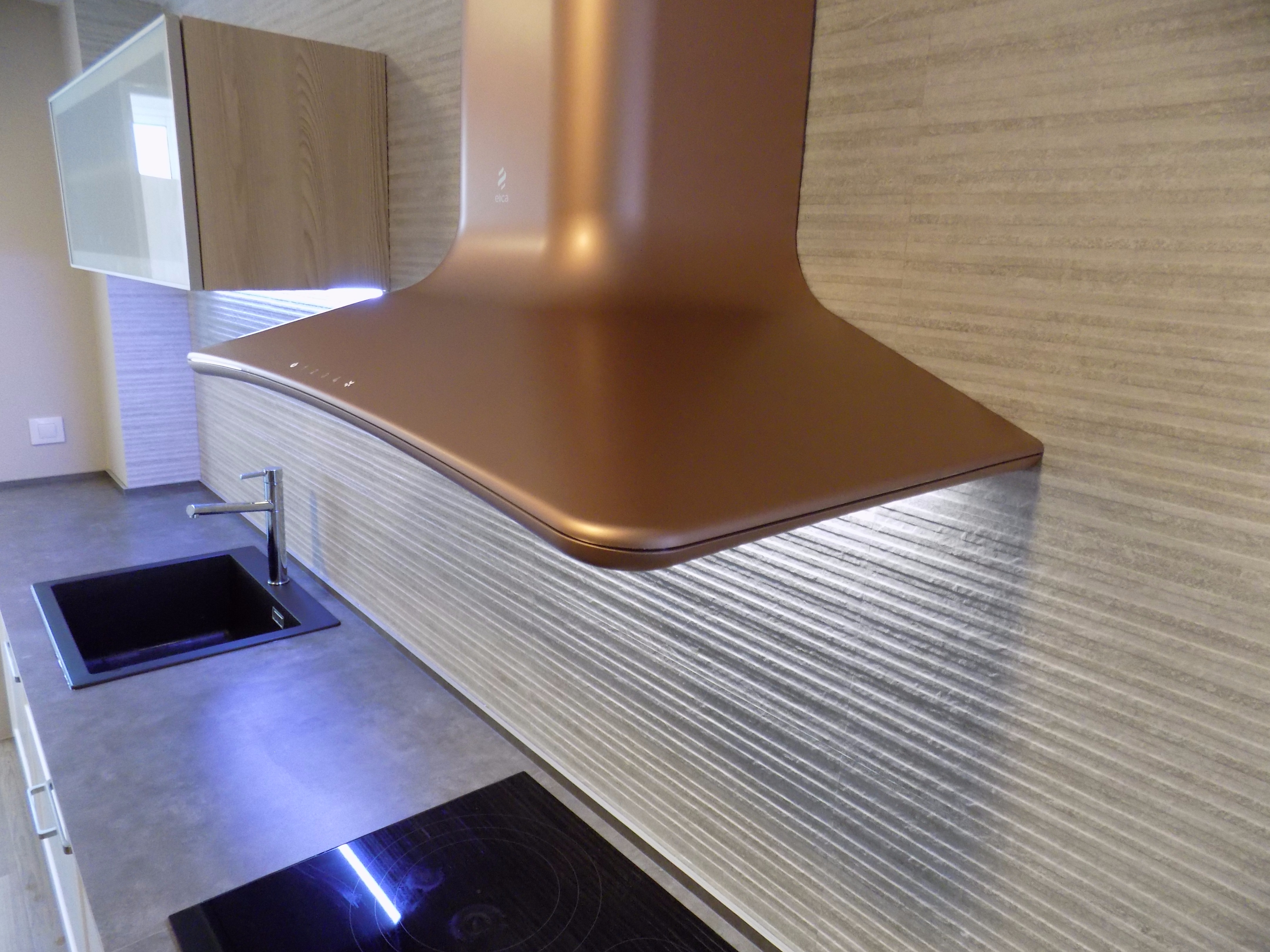 现代复古厨房，工业风与早餐文化的完美融合-19