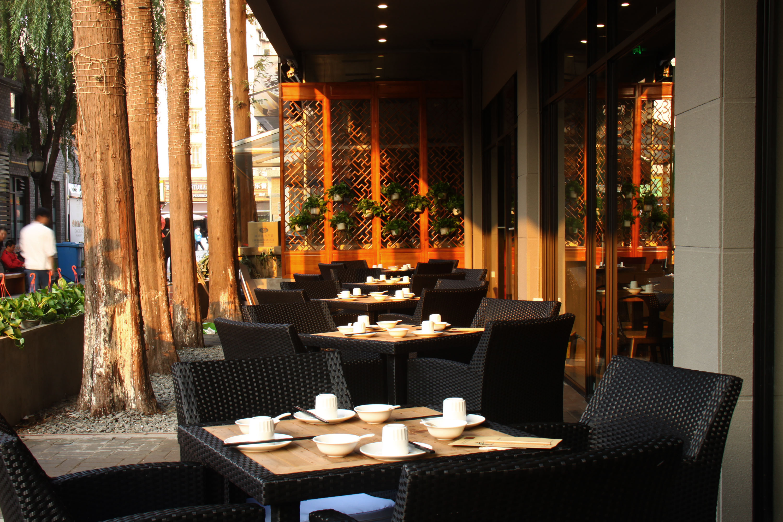 上海星福里餐厅——简约时尚的 2015 年建筑佳作-3