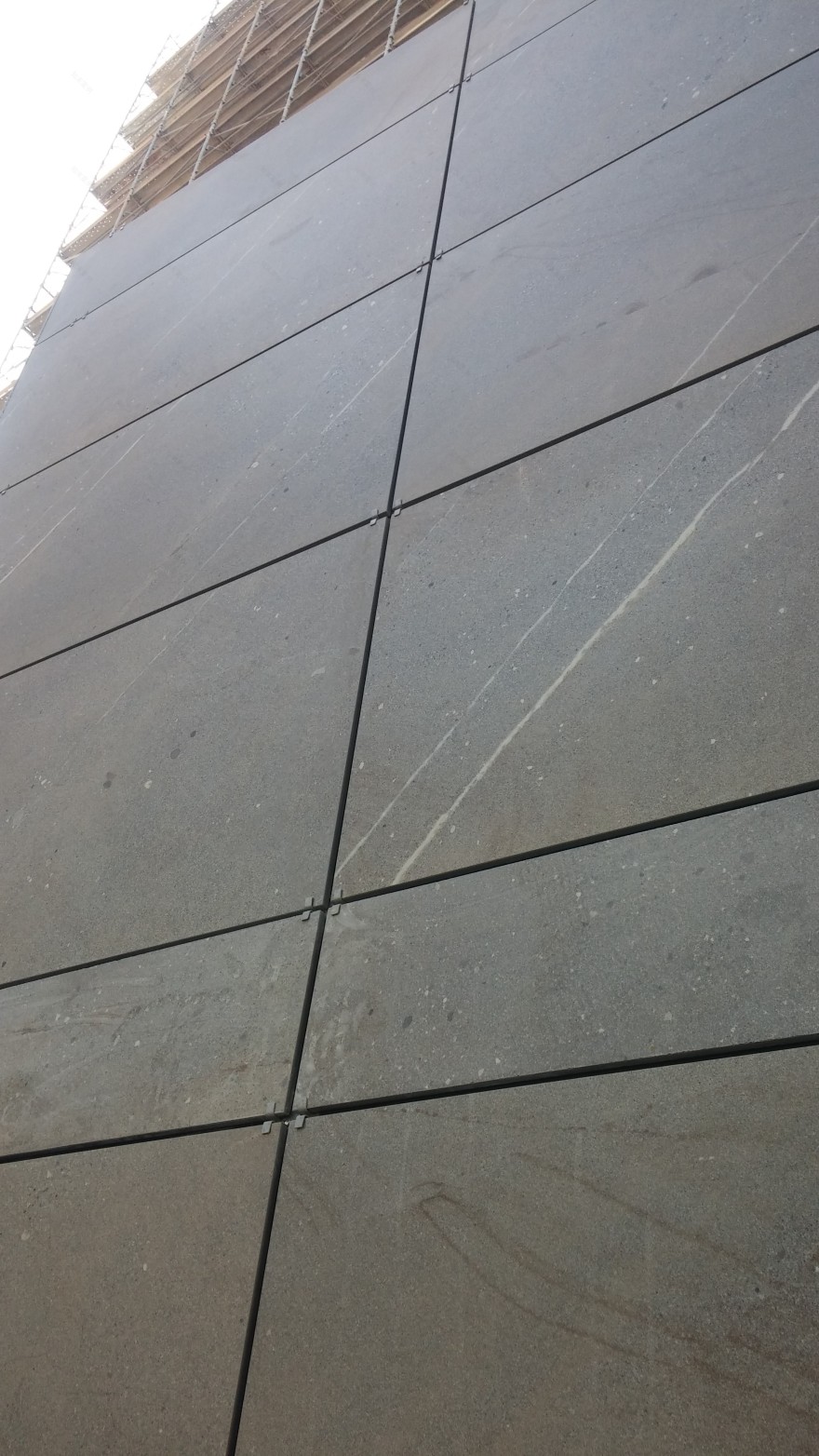 米兰 San Donato 新住宅楼,彩色瓷砖与保温系统的创新结合-13