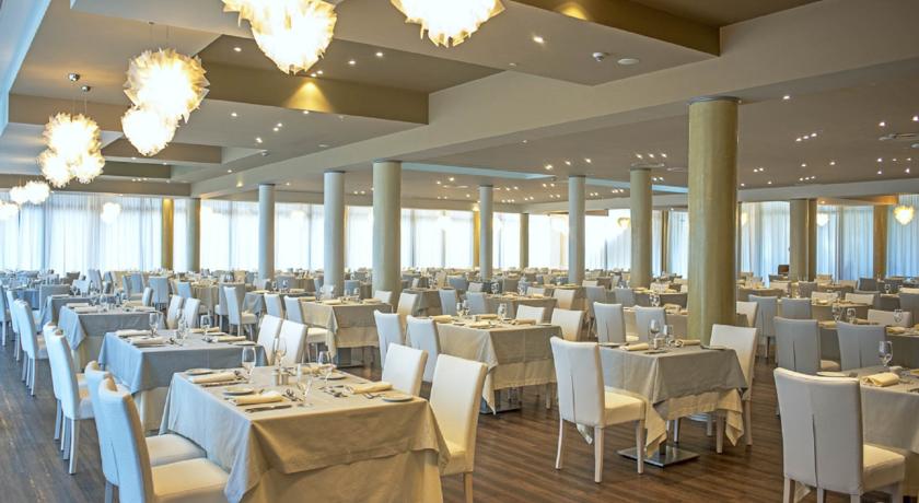 阿联酋 Palmonbay 建筑公司 | 现代简约的海湾风格-6