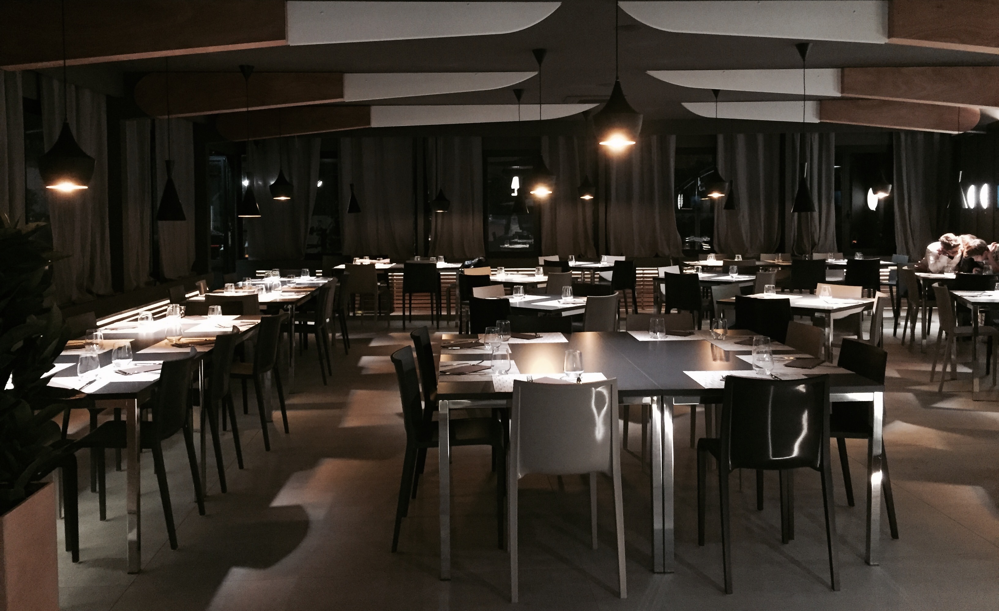 2016 年完成的 QUATTROCHIACCHIERE 咖啡餐厅设计-19