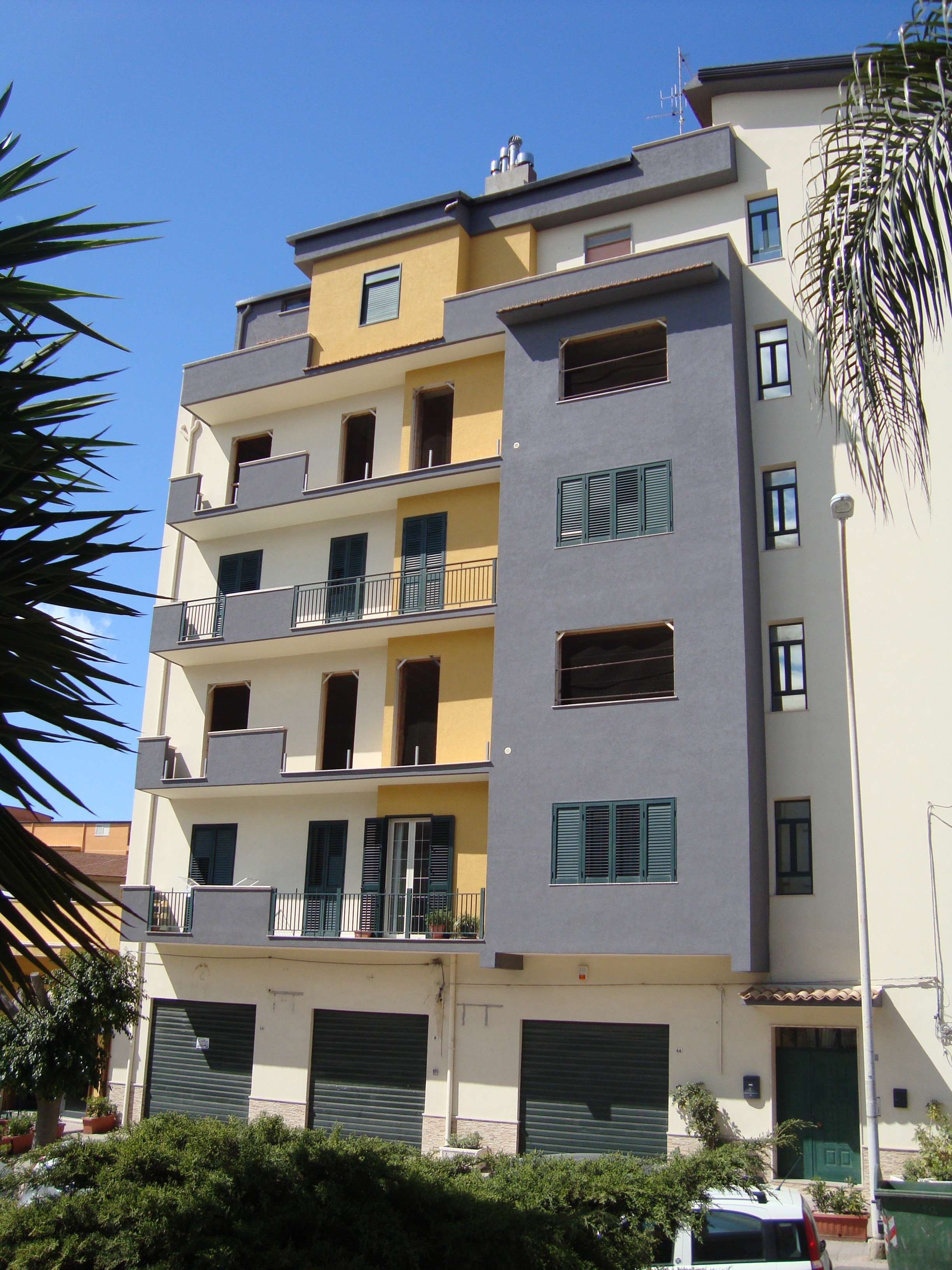 2014 年完成的一座意大利住宅楼翻新工程-3