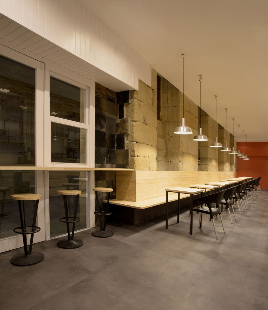 自然有机的低成本咖啡馆设计-6