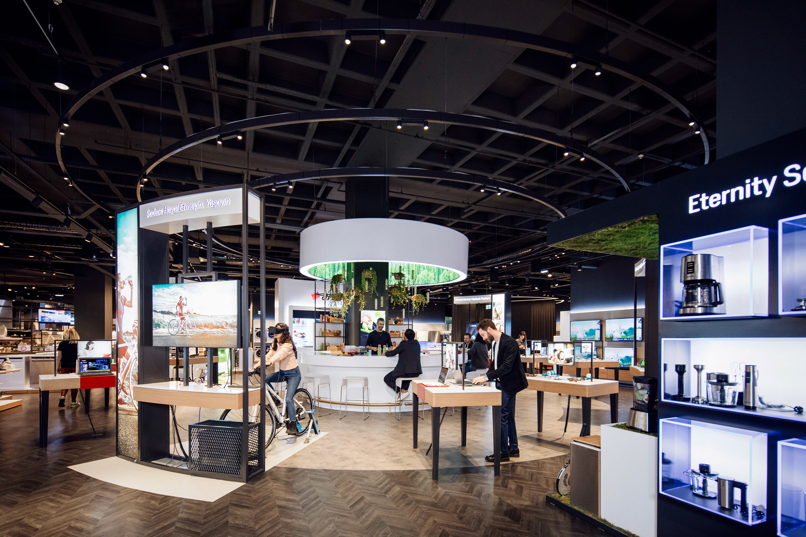 阿尔切利克体验店-2