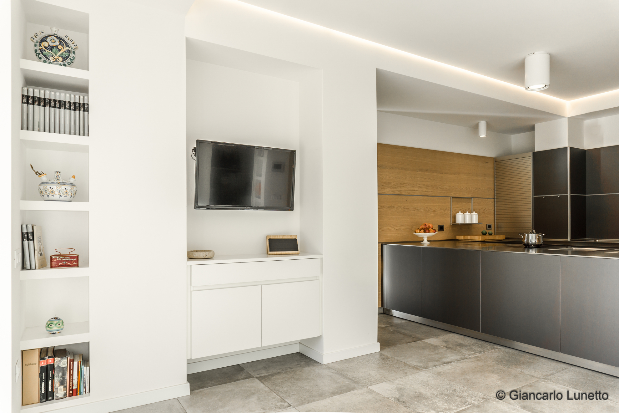 乡村 70 年代老宅翻新，现代家庭生活空间-77