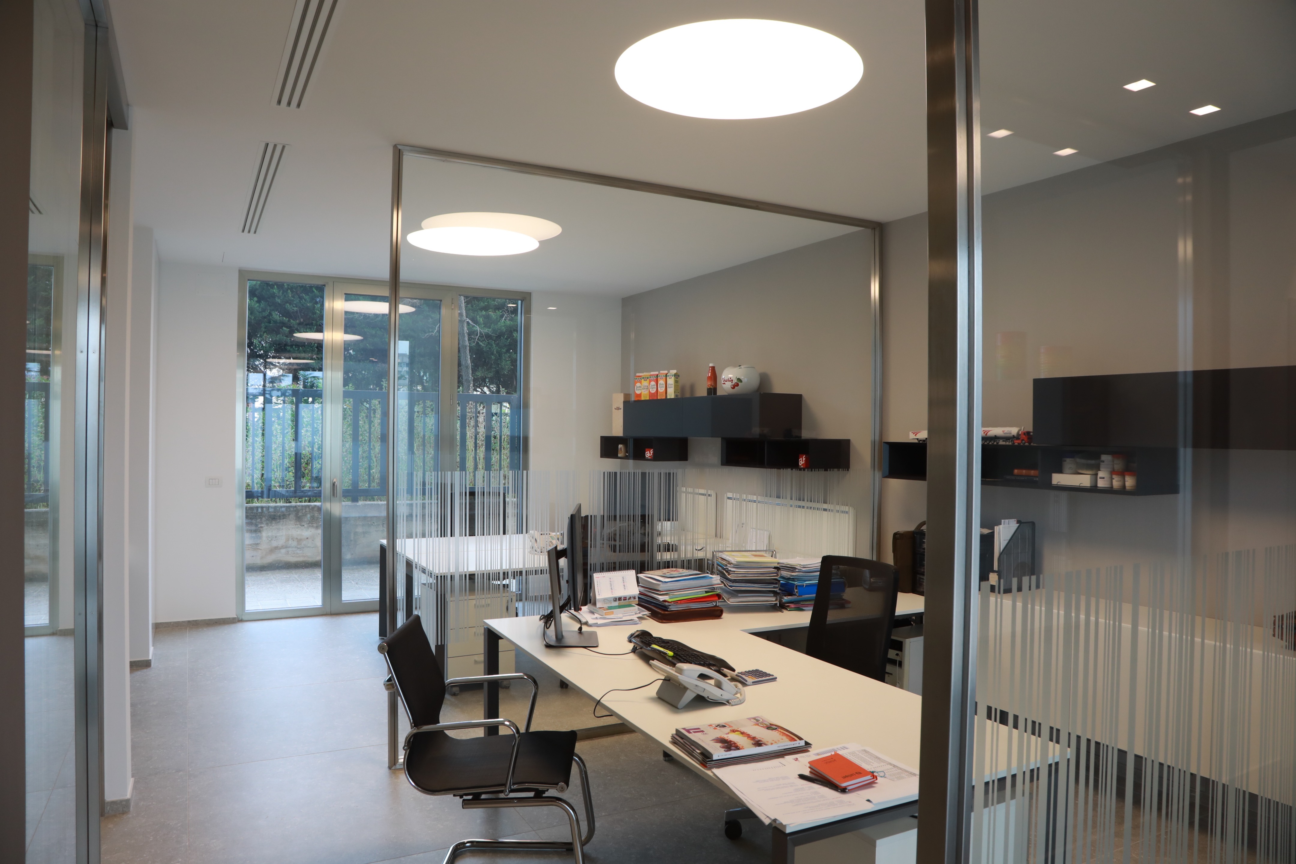 2018 年完成的新总部室内设计——Cotugno srl-9