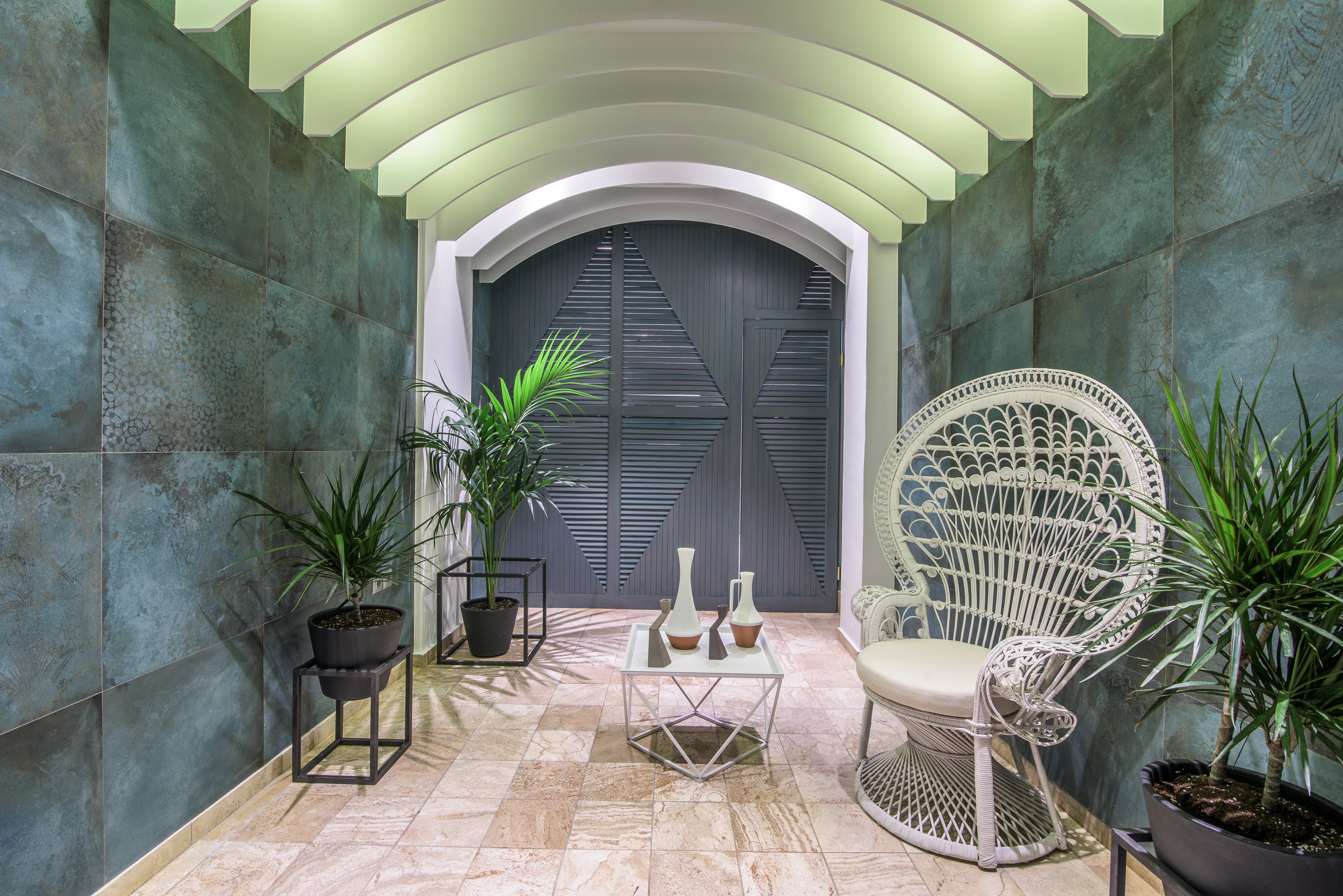 2016 年完成的 BROW(D)WAY 医院室内设计案例-0