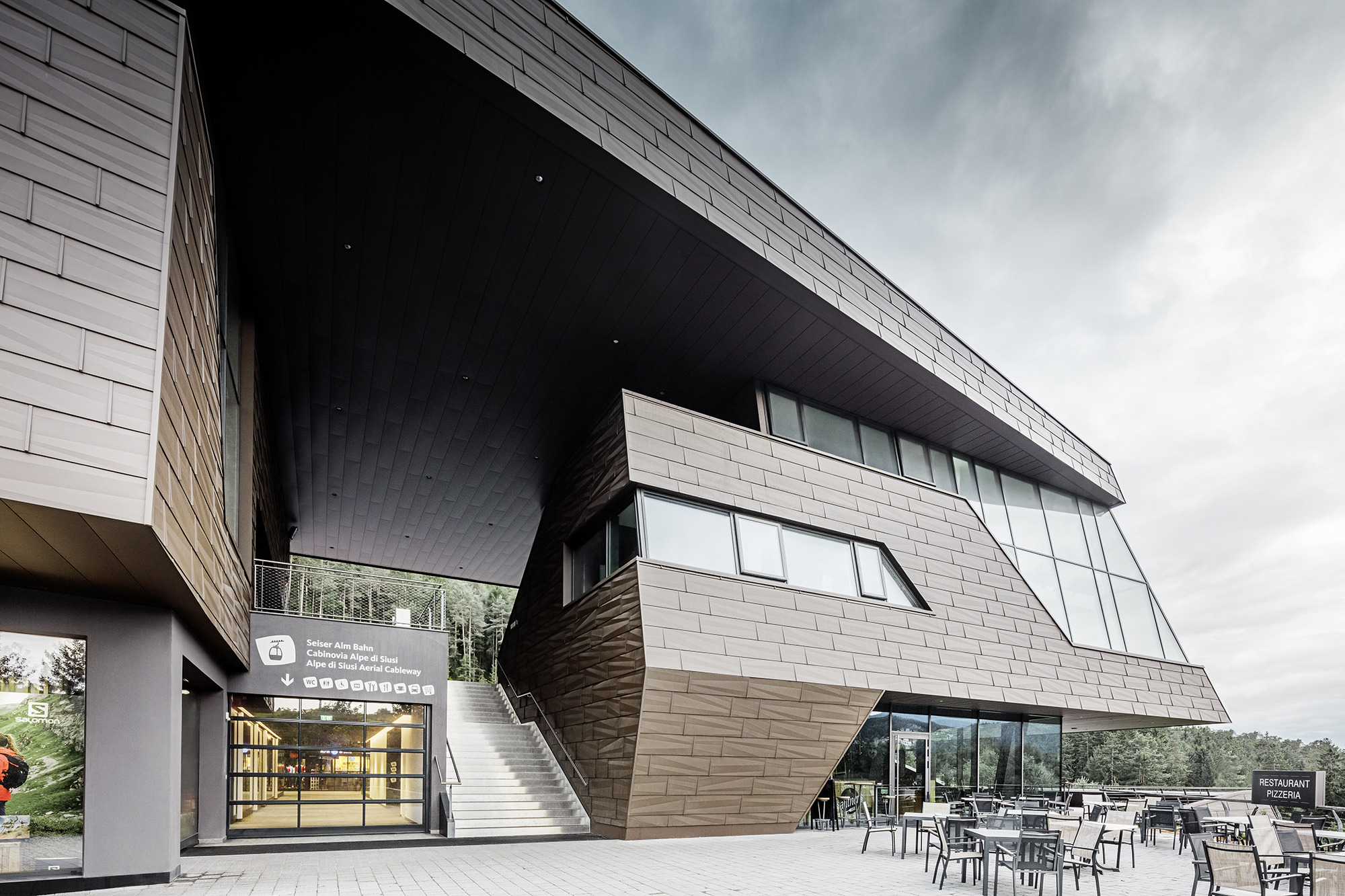 意大利阿尔卑斯山脉 Cabinovia Alpe di Siusi 休闲中心-5