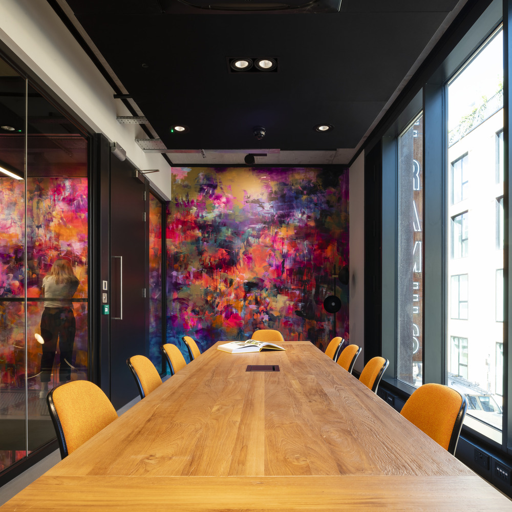 The Frames（砖,金属,玻璃的创意空间）-63