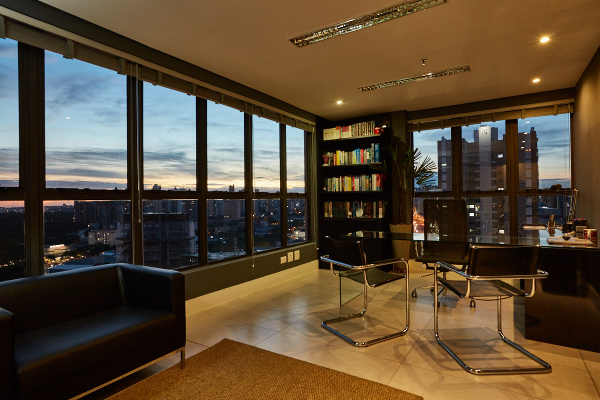 巴西 Maringá律师事务所办公室 - 休闲与专业的完美融合-27