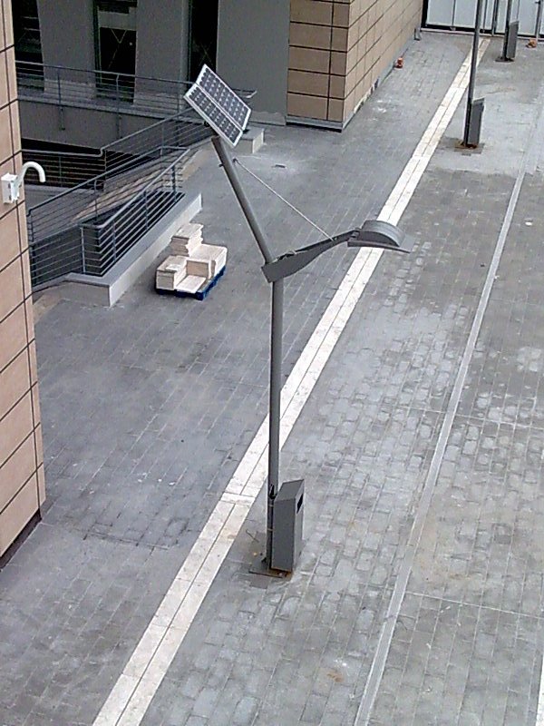 罗马 Italy 太阳能路灯柱——城市家具新趋势-6