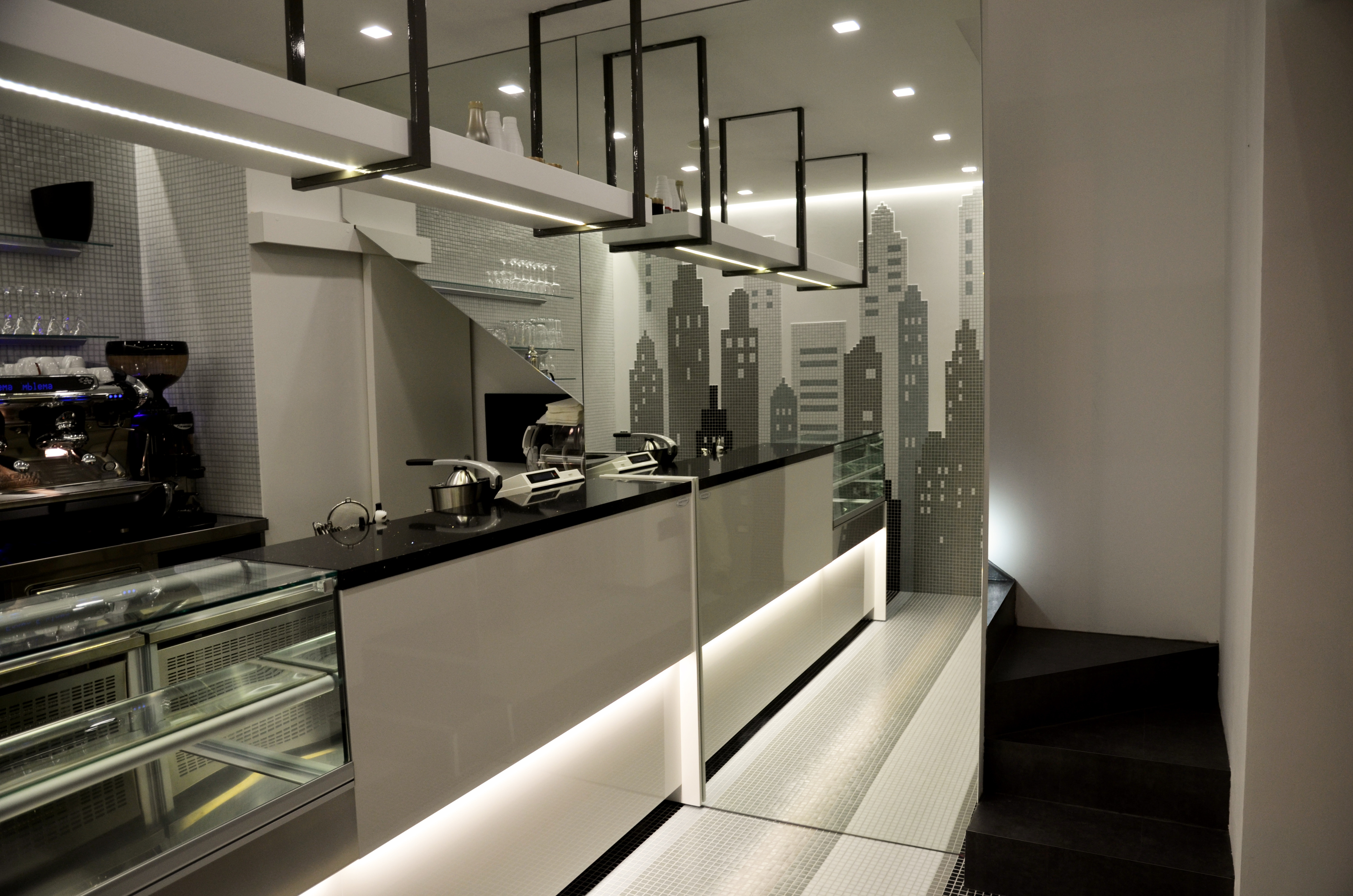 世界主义休闲咖啡馆-3