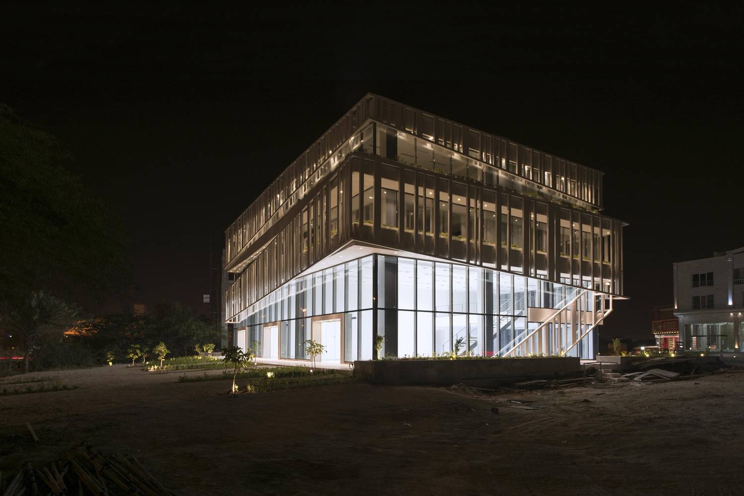 基什双层壳绿色办公建筑-52