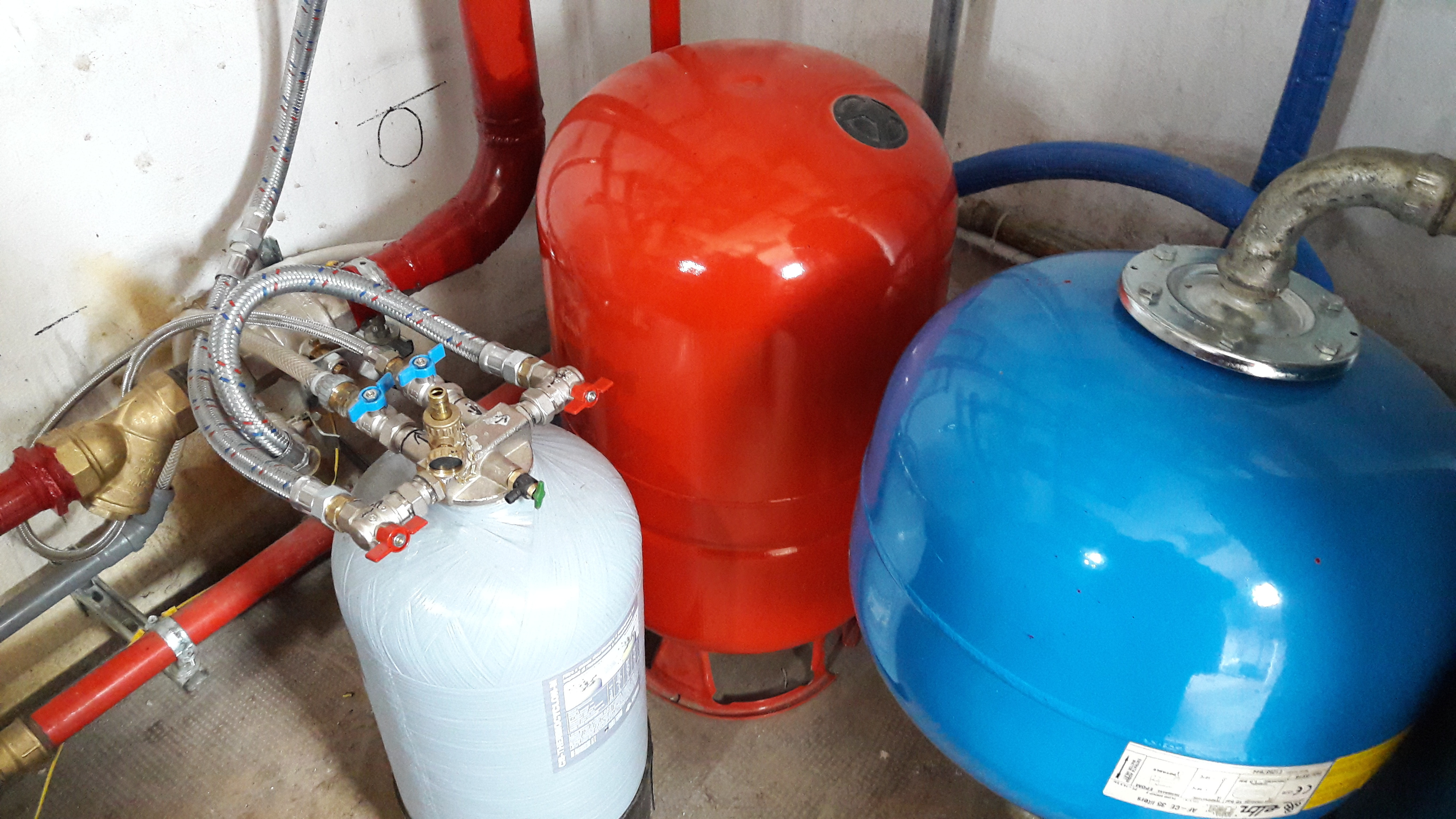 意大利小区暖气设备更新省钱案例-33