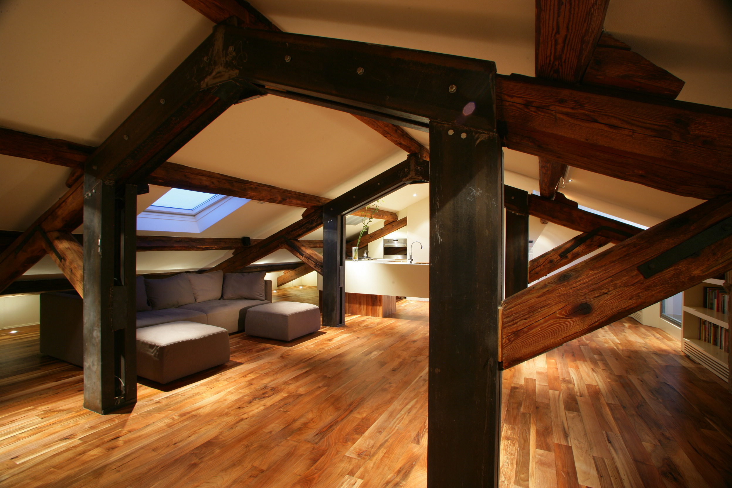 翻新旧阁楼,打造城市中心温馨休憩地-14