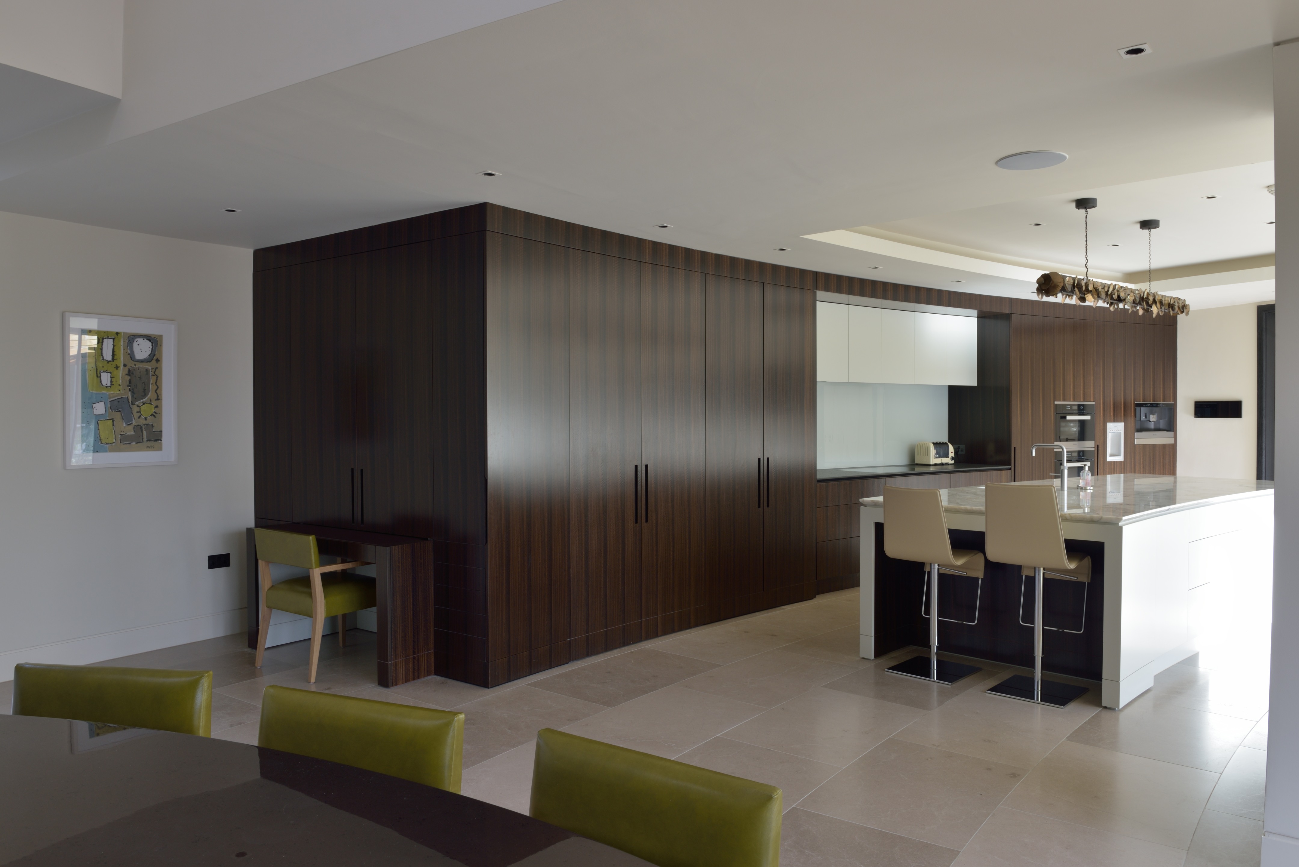 圆弧形定制厨房设计 | 弧形与功能的完美结合-3