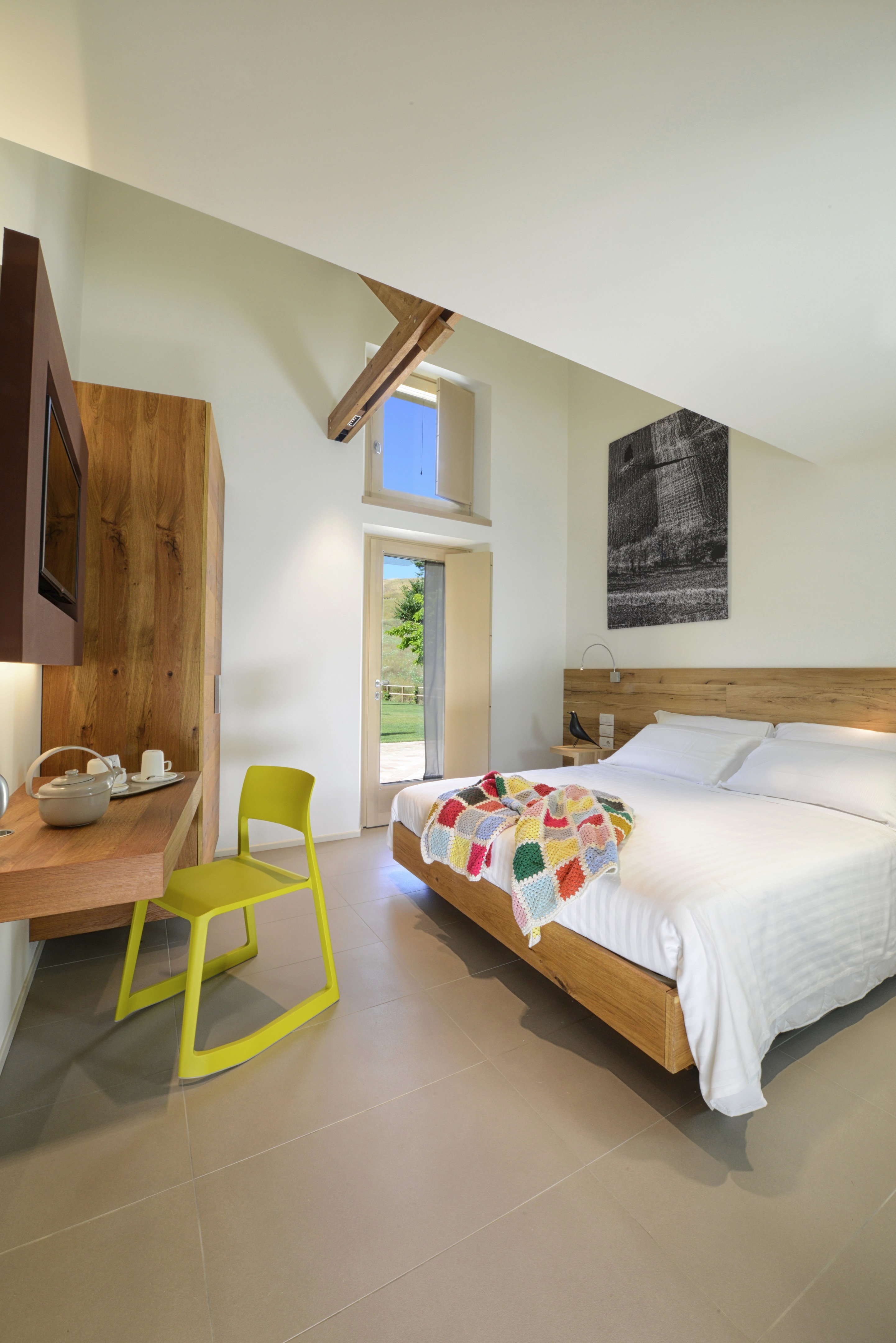 废弃农舍变身为绿色环保度假胜地·意大利"Il Gallo Senone"度假酒店-12