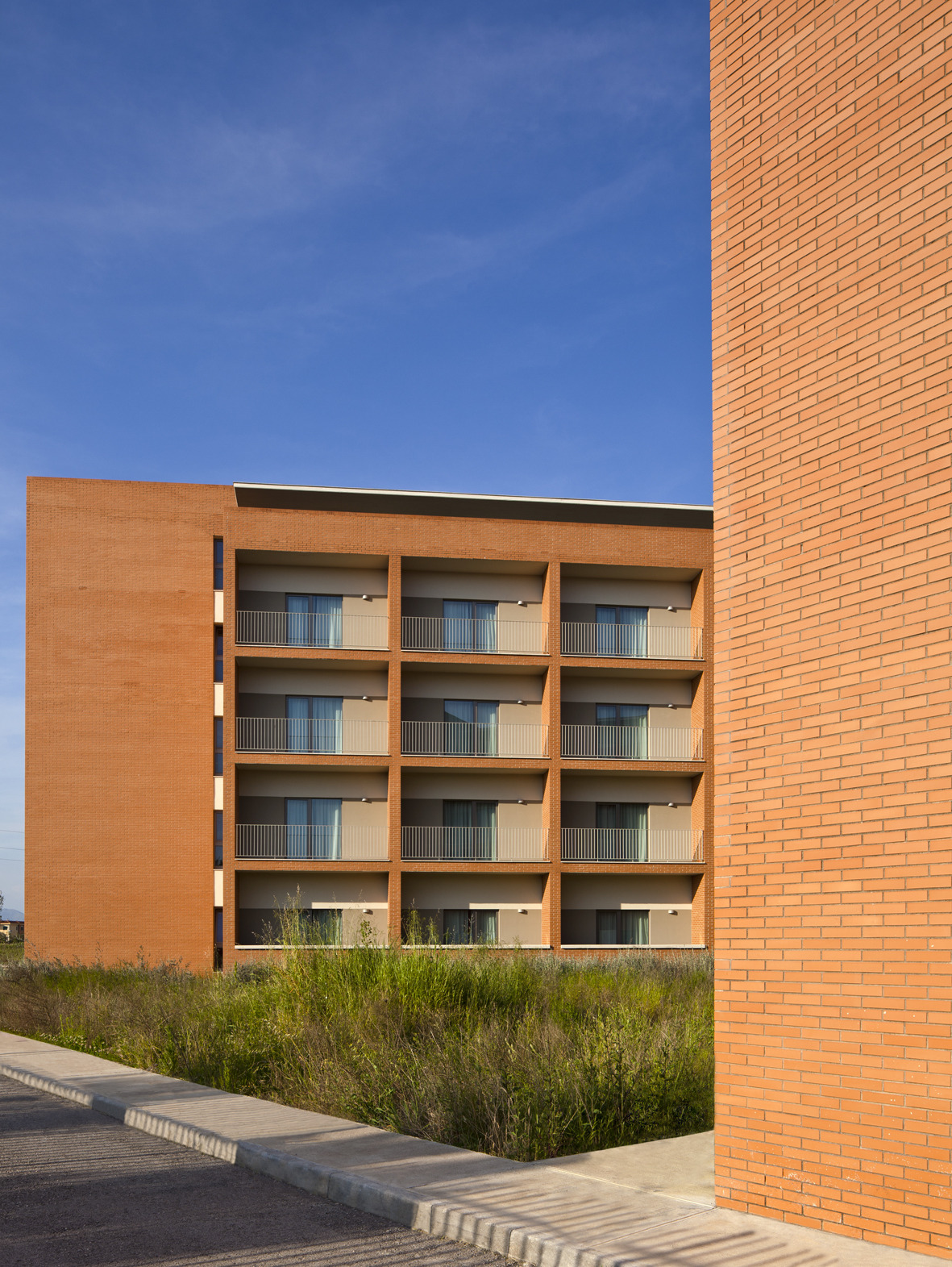 意大利 Gricignano d'Aversa 酒店设计-9