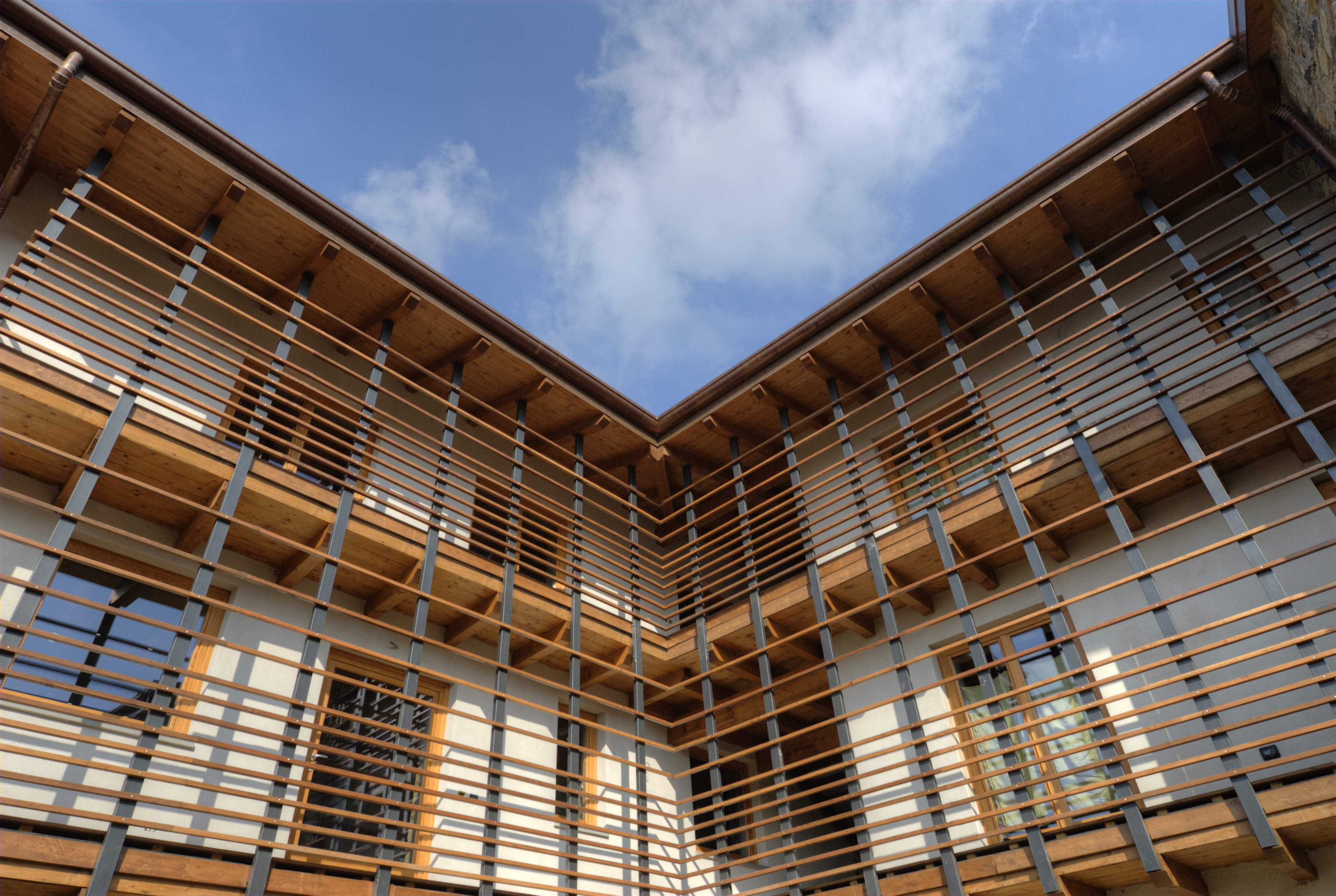 融合传统与现代的意大利乡村住宅改造-0