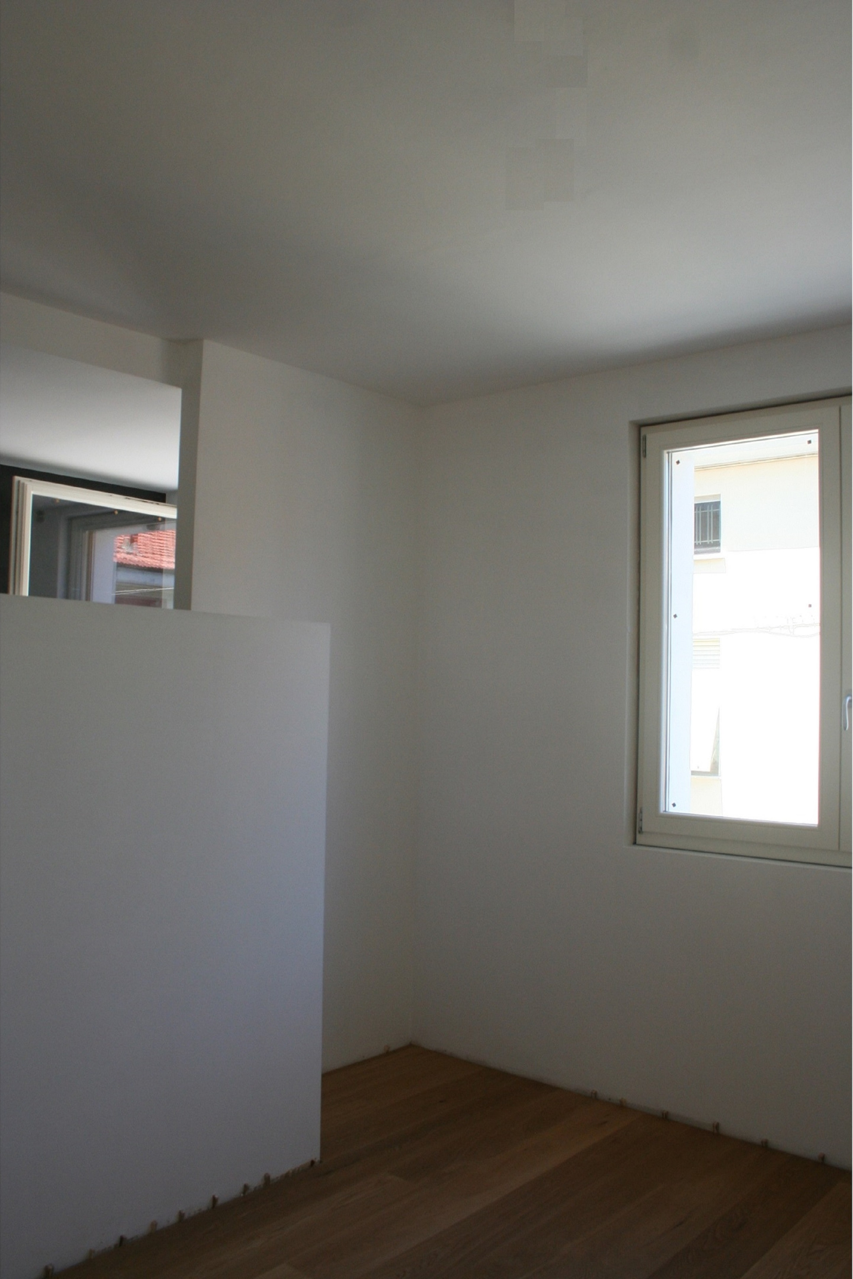 2014 年完成的“金属木质”公寓设计-7