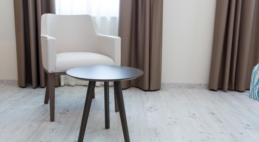 2016 年新建海滨酒店 Petrčane | 现代风格与海景的完美融合-15