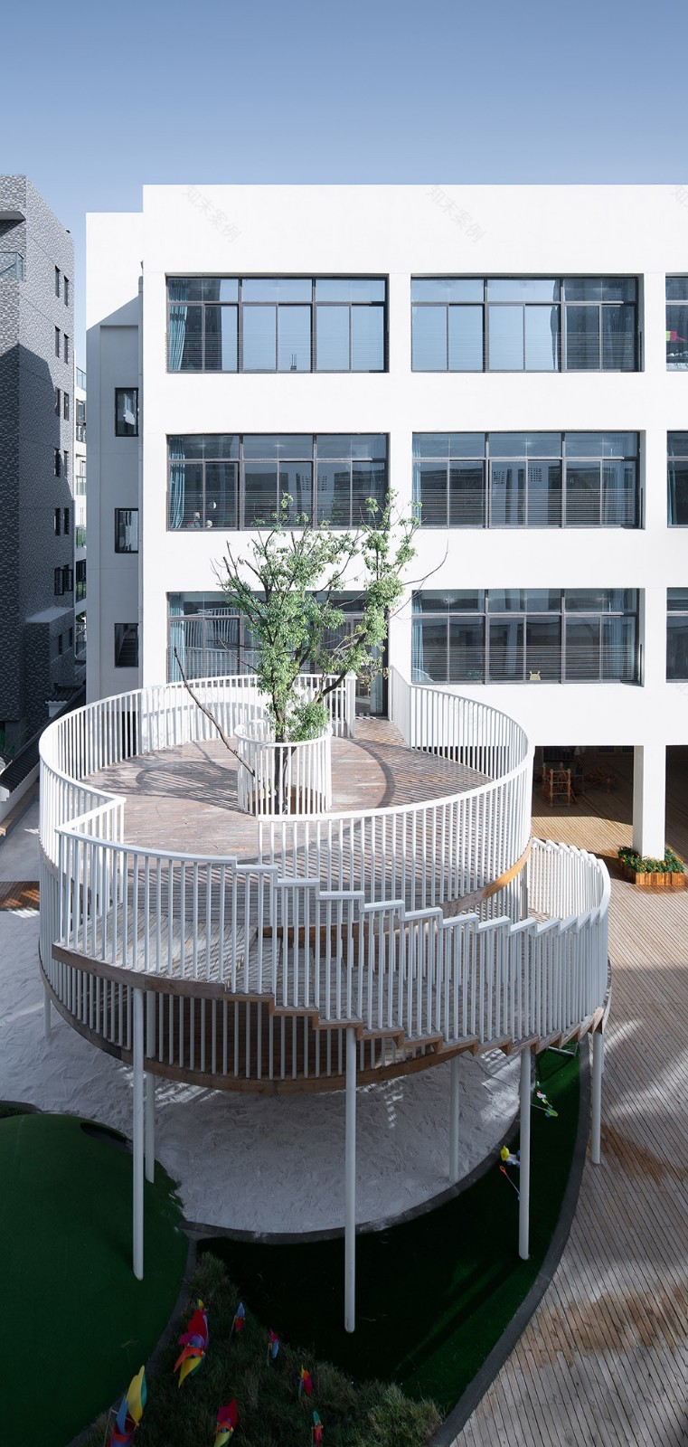 湖北十堰 A+自然幼儿园——自然、简约、童趣的空间设计-32