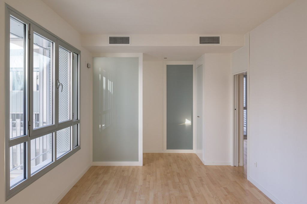 融合历史与当代的塞维利亚多户住宅-52