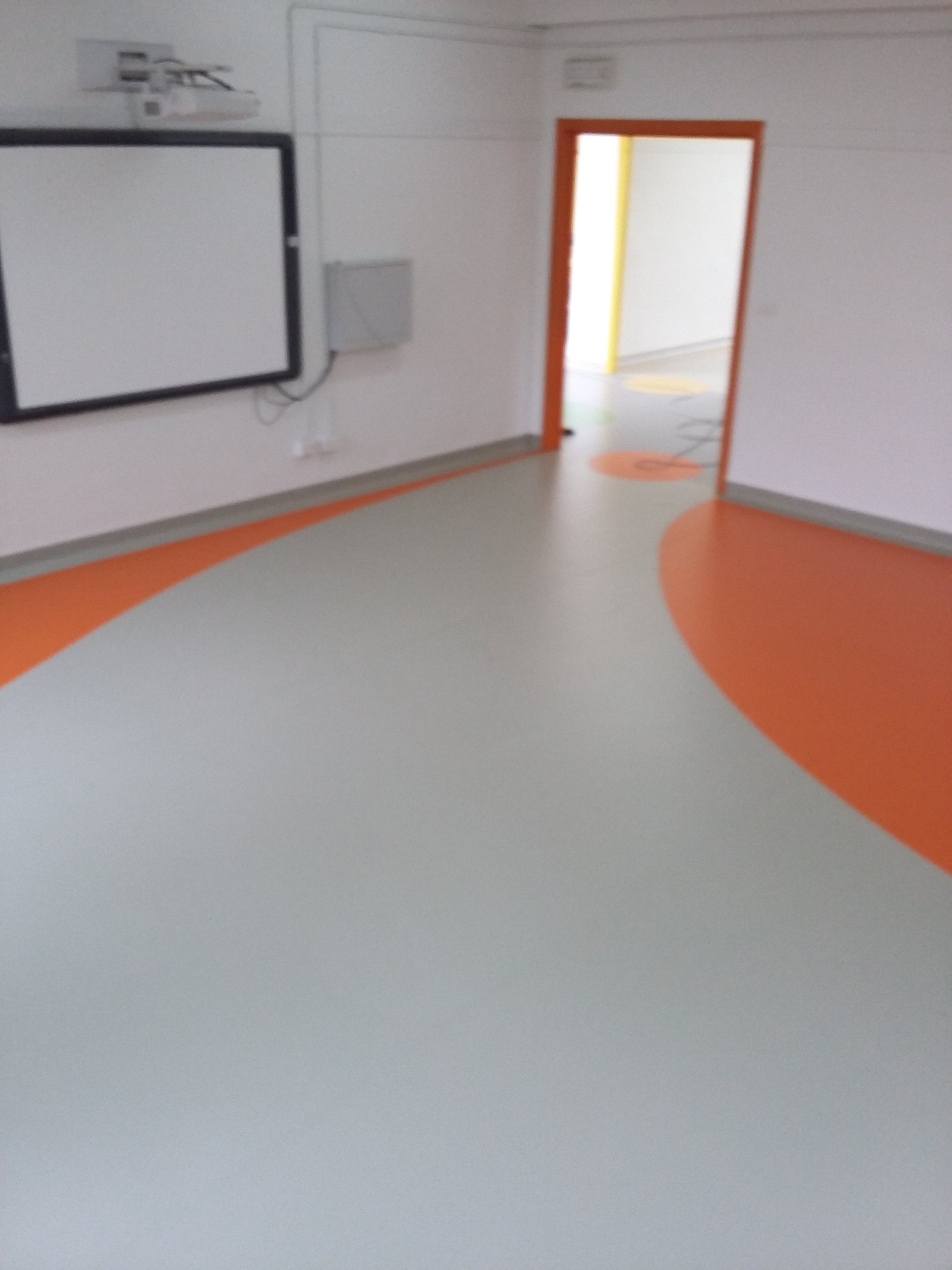 自然材质打造互动式幼儿教育空间-22