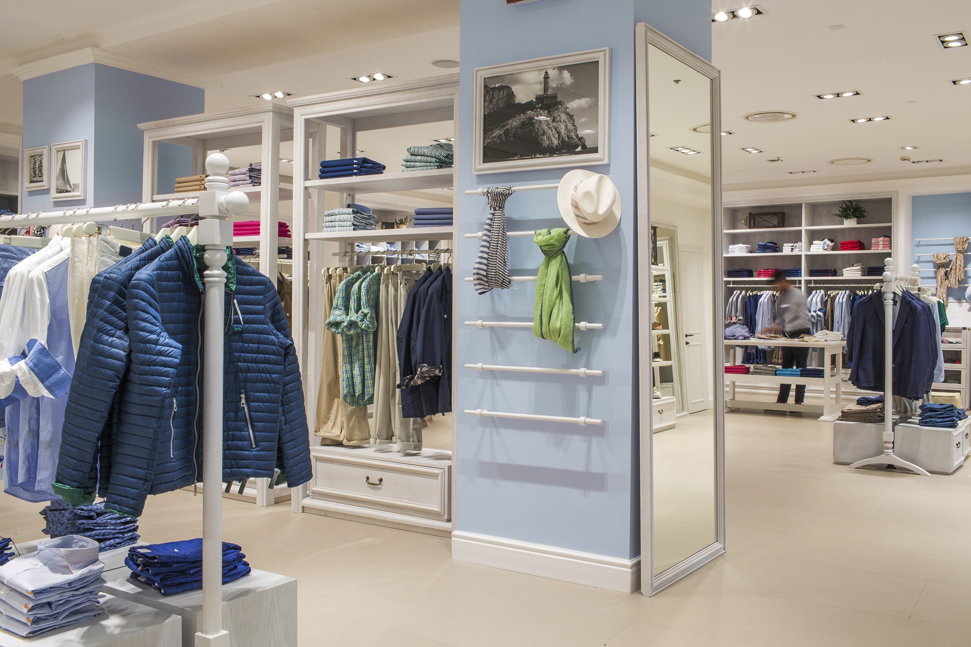 简约优雅的 Harmont & Blaine 展厅设计-1