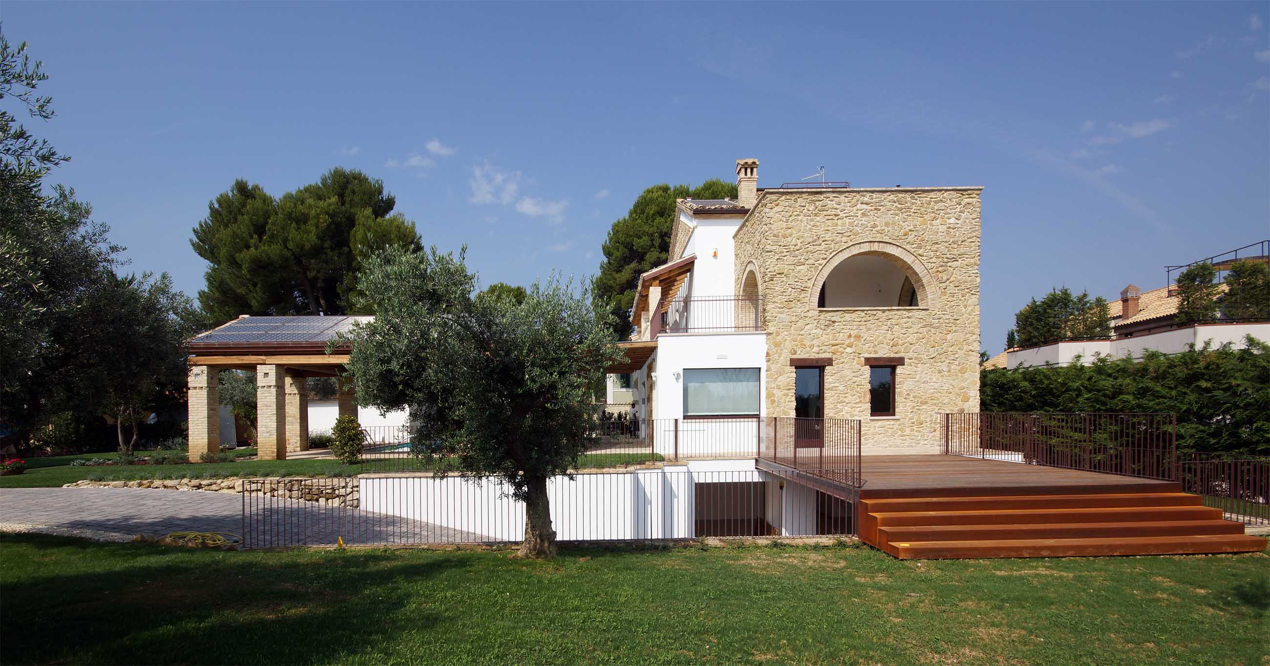 游泳池和圣约翰小教堂-18