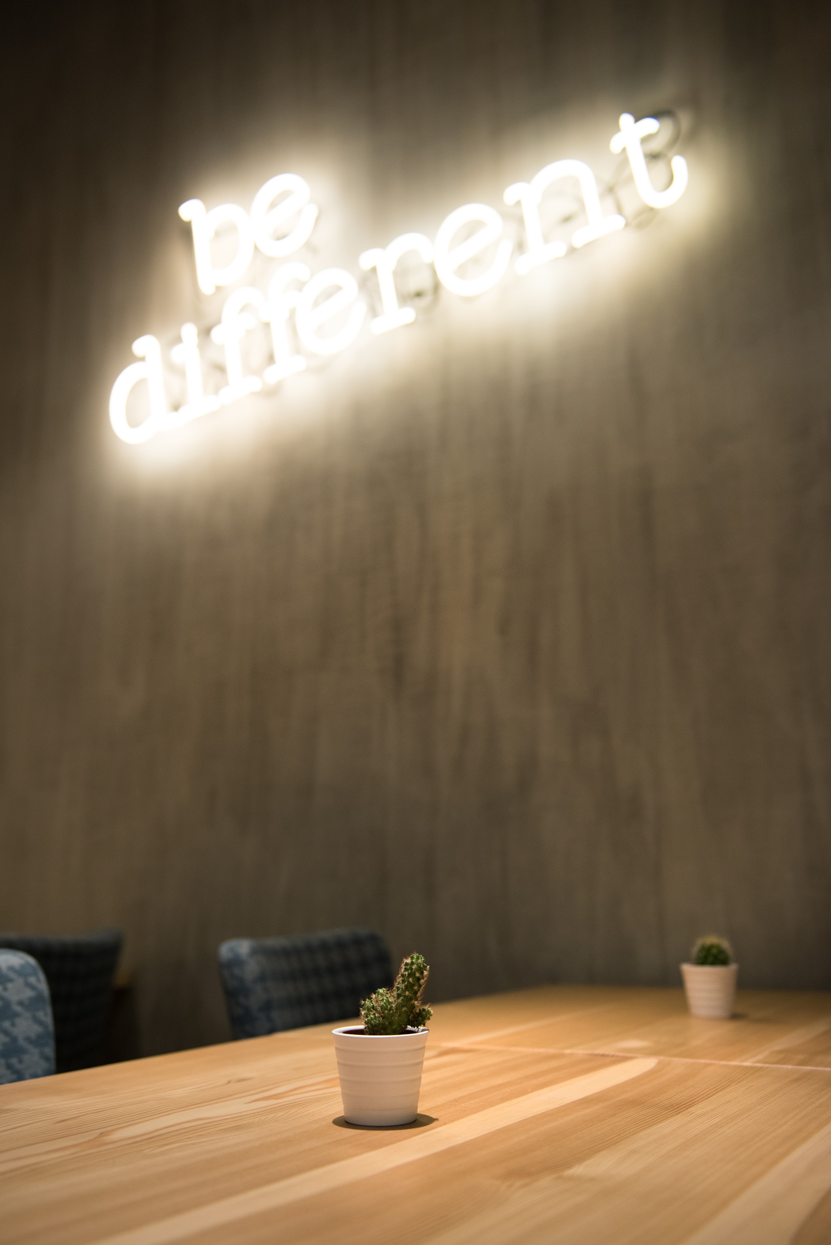 2016 年完成的 Viaprade8 酒吧餐厅设计-1