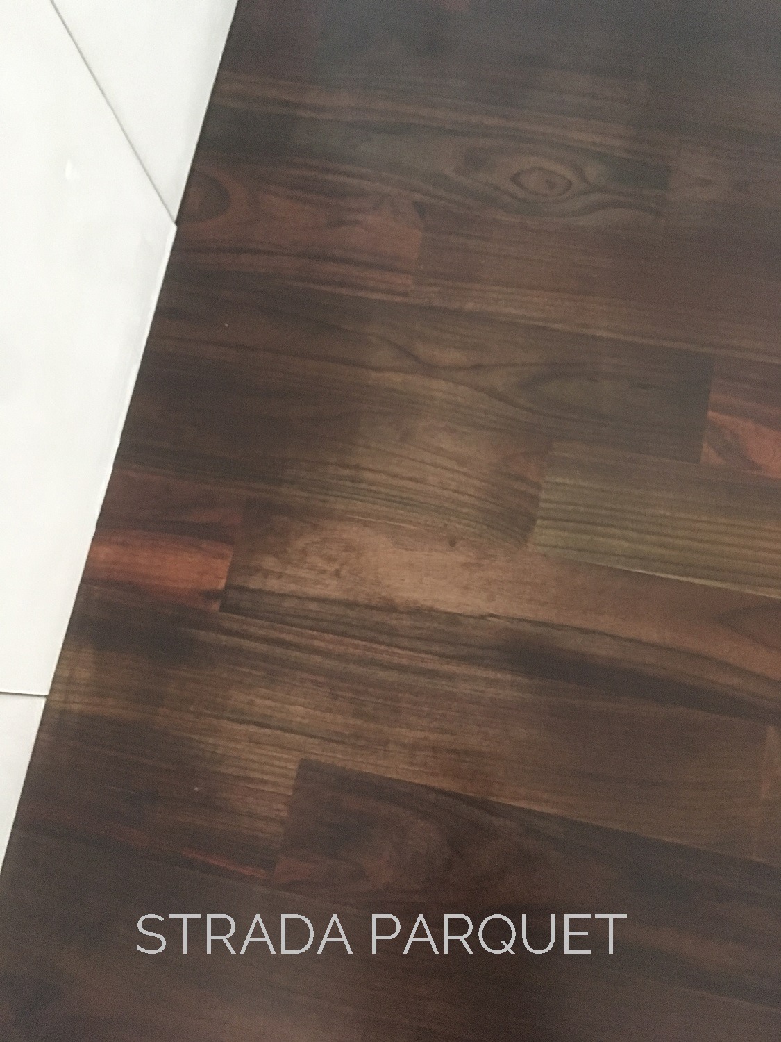 传统 Parquet Palissandro 地板打造政府机构及住宅空间-31