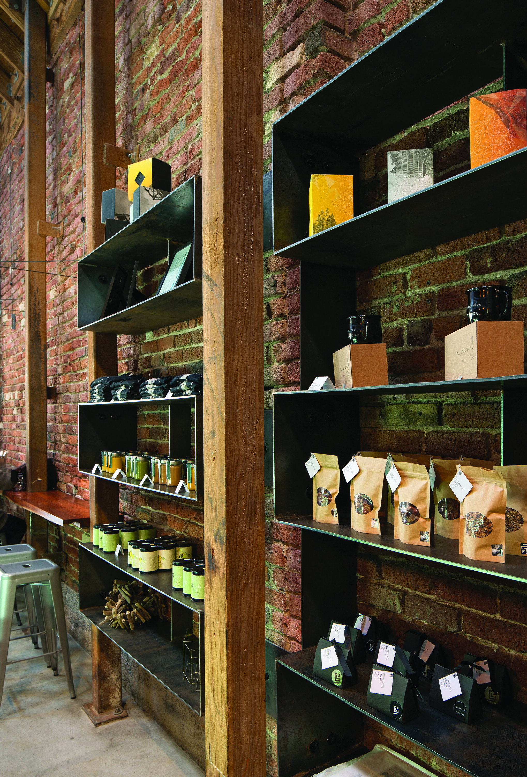 旧金山工匠与狼烘焙咖啡厅-6