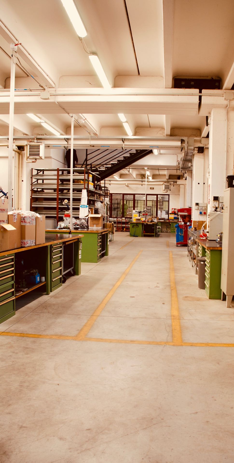 意大利 Polmac 公司总部工厂室内设计案例-50