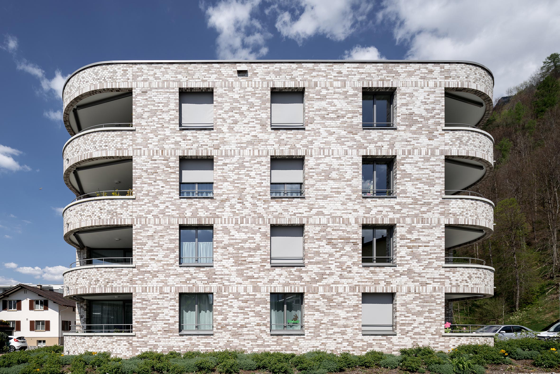 莱茵河畔的多户住宅建筑新地标-3