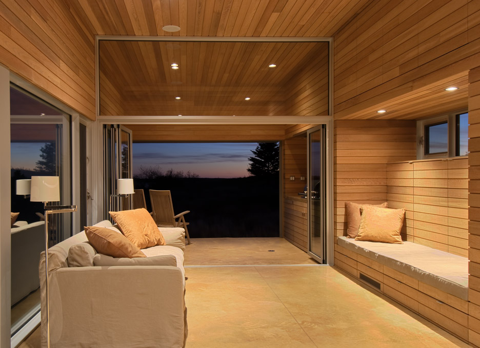 麦凯·莱昂斯·斯威特艾普尔给新斯科舍的房子增添了水疗设施-11