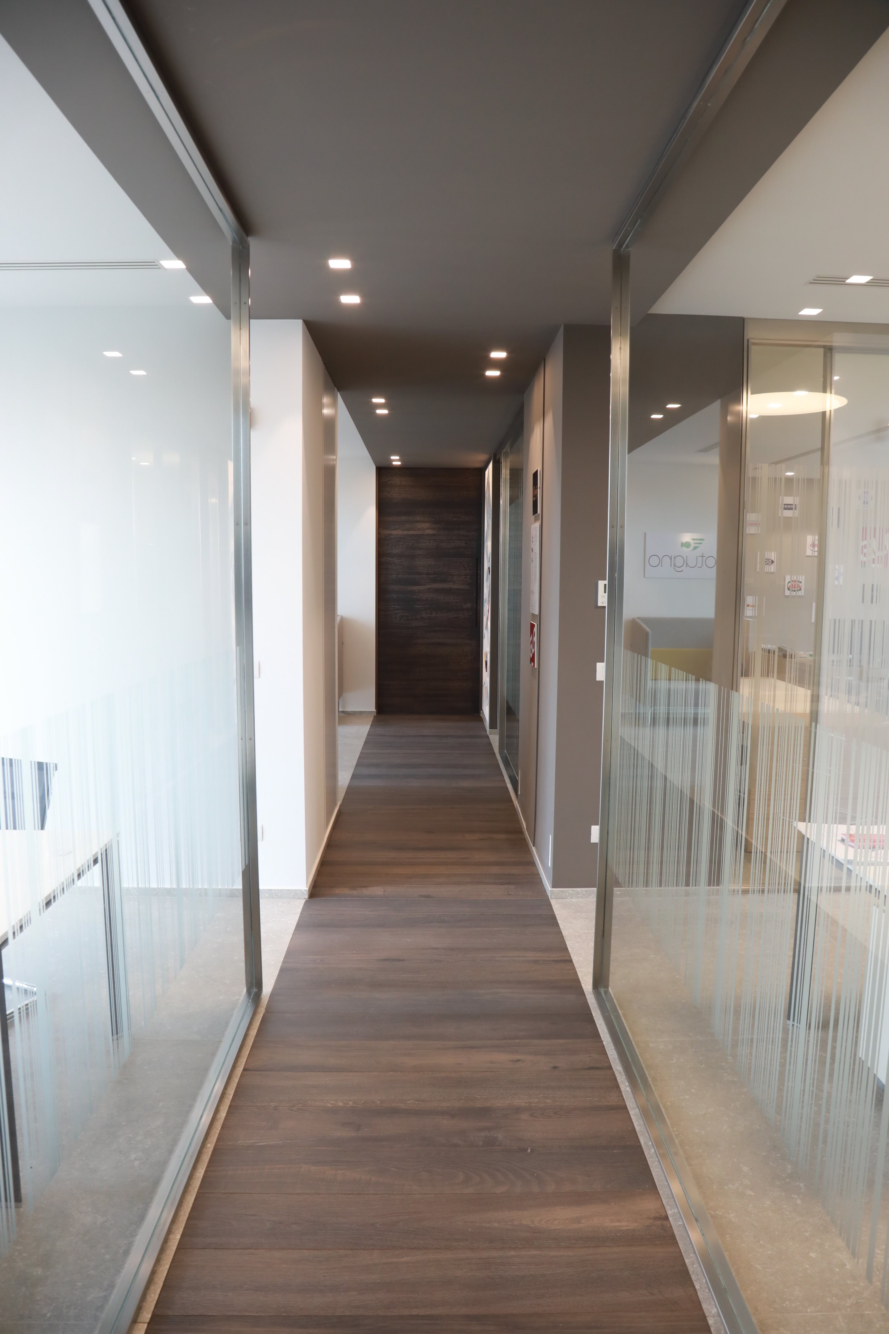 2018 年完成的新总部室内设计——Cotugno srl-5