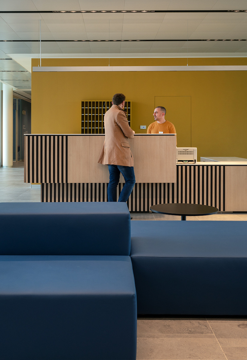 人性和谐绿意盎然的人文学府宿舍-26