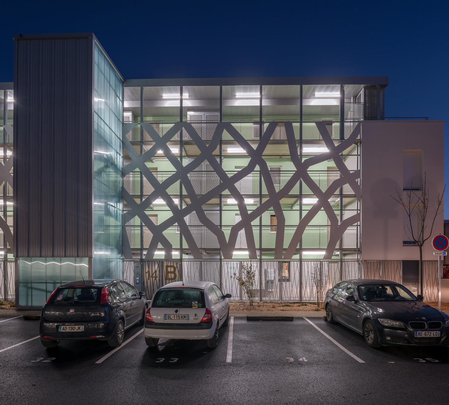 2018 年完工的 Les Erables 公寓设计展现独特魅力-68