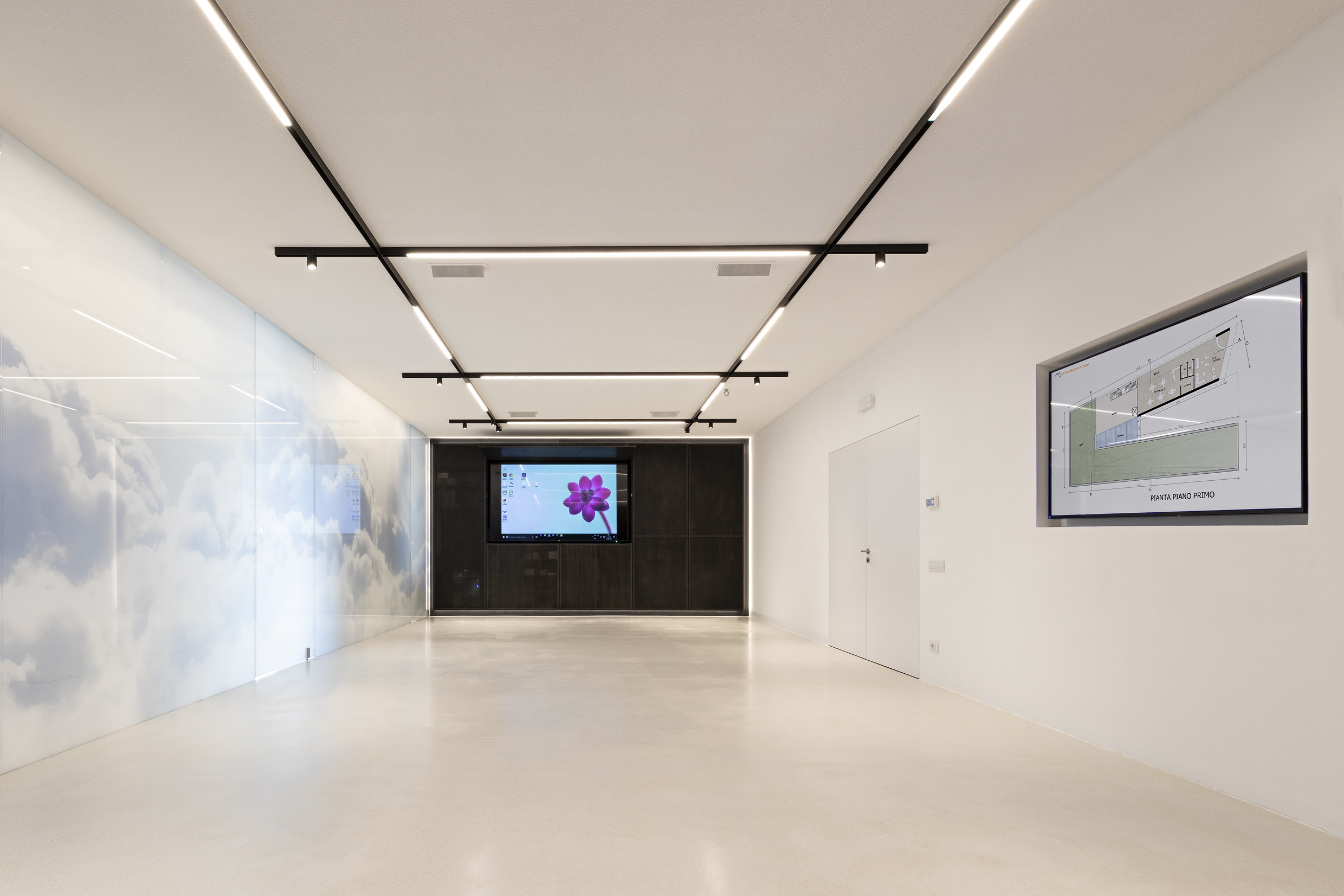 光影交织的培训教室-4